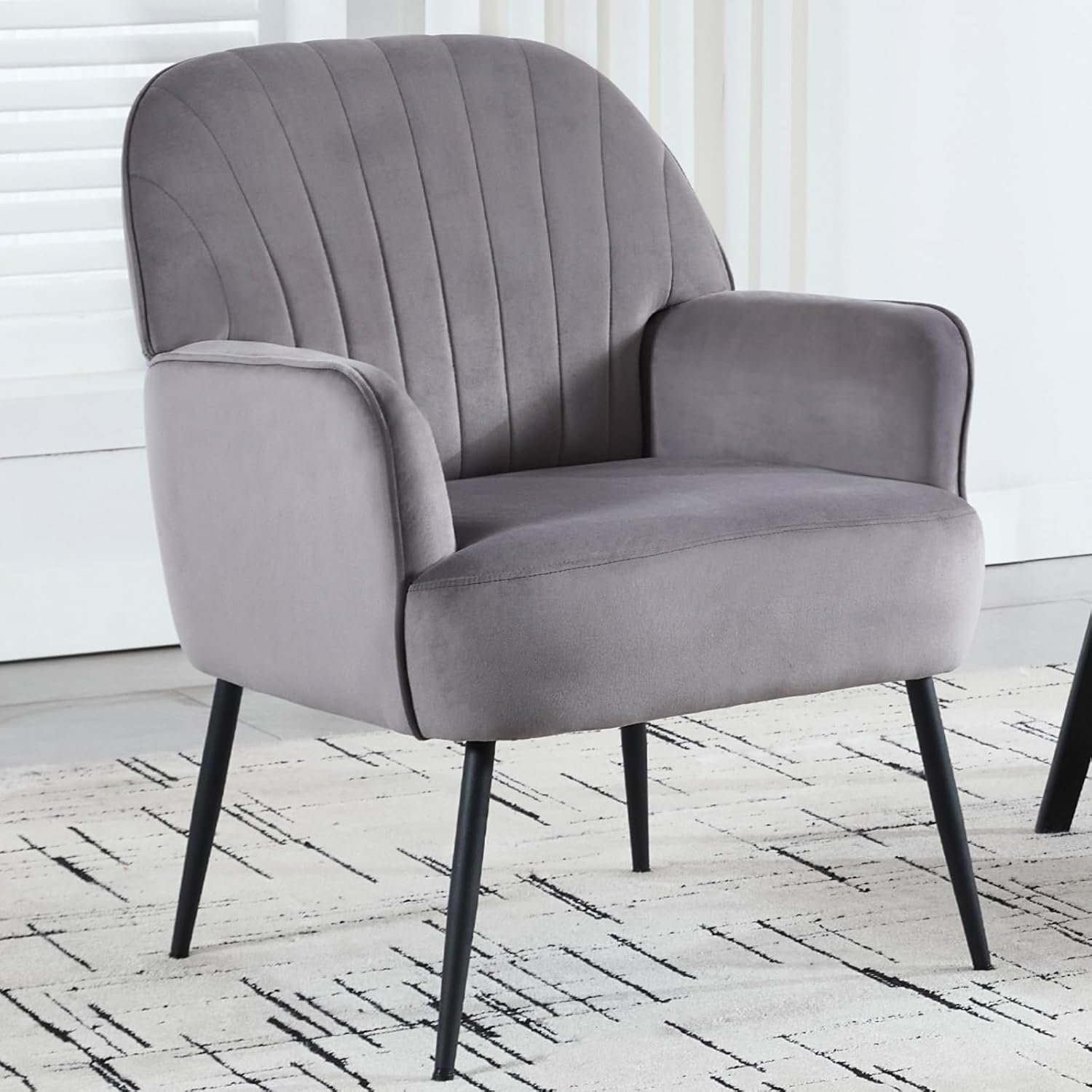 Velvet Accent Chair, Modern Upholstered Living Room Chair, Luxury Single Sofa Armchair, Comfy Barrel Chairs for Bedroom, Waiting Room, Office and Vanity, Grey