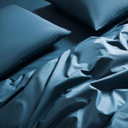 Brooklinen Luxury Sateen Duvet Cover - 100% Cotton, Twin/Twin XL Size in Abyss Blue with Extra-Long Corner Ties and Button Closure - Best Twin/Twin XL Duvet Covers